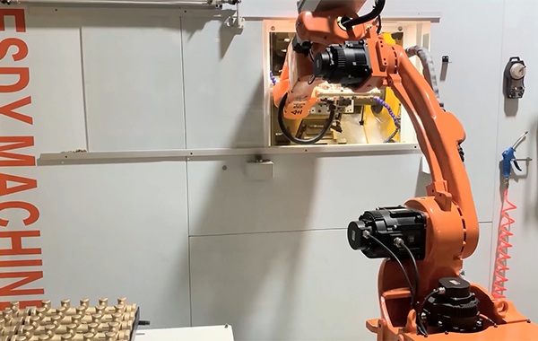 Automatic machining manifolds